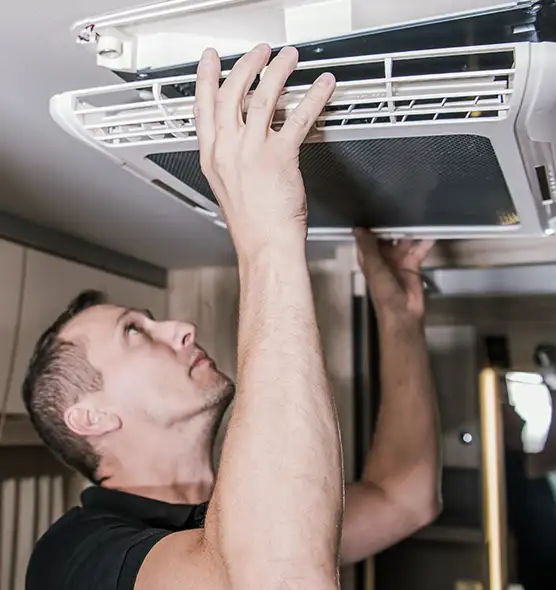  Professional Licensed And Insured Cleaners in Lakewood, CA